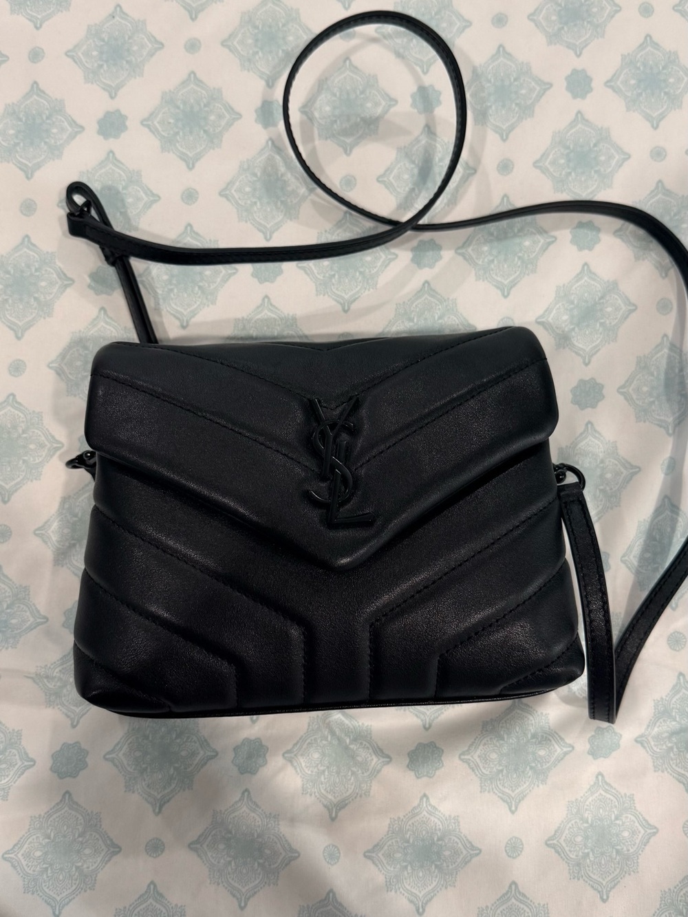 Women’s Black Quilted Crossbody Bag